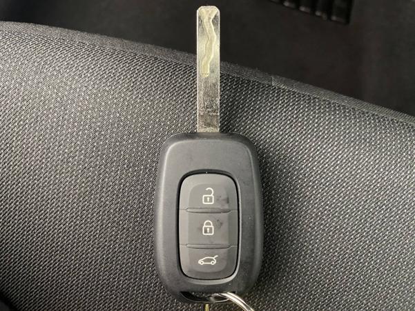Vente en ligne Dacia Sandero  SCe 65 - 22 au prix de 11 890 €