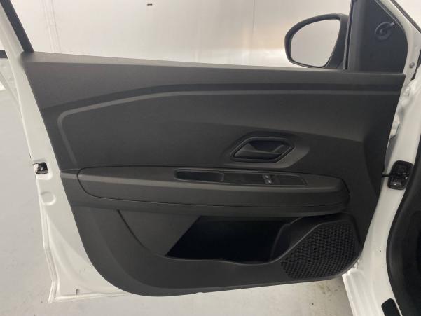 Vente en ligne Dacia Sandero  SCe 65 - 22 au prix de 11 890 €