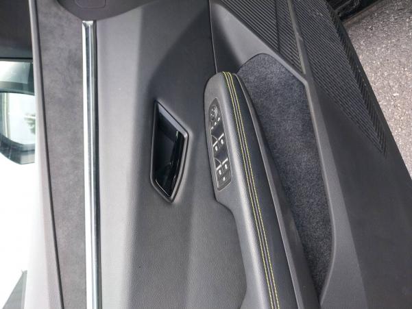 Vente en ligne Renault Megane E-Tech  EV60 220 ch super charge au prix de 25 390 €