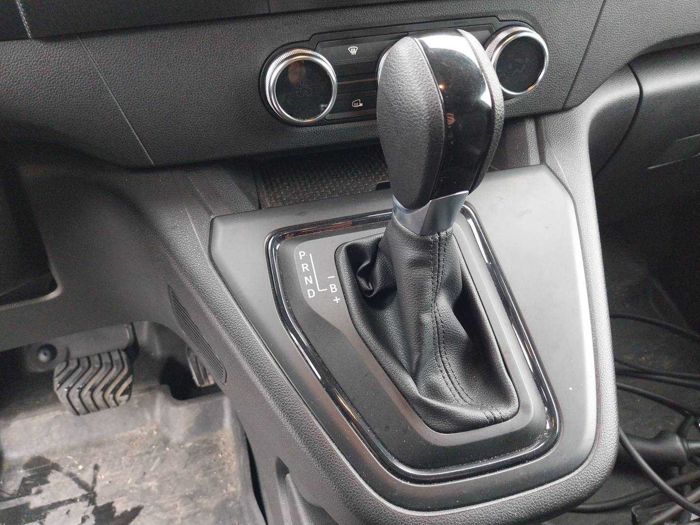 Vente en ligne Renault Kangoo Van E-Tech  EV45 11KW au prix de 20 990 €