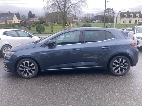 Vente en ligne Renault Megane 4 Mégane IV Berline Blue dCi 115 au prix de 17 500 €