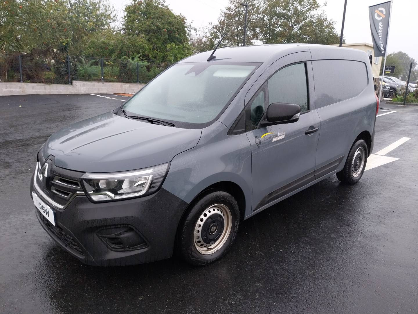 Renault Kangoo Van E-Tech  EV45 11KW occasion de 2022 en vente à Concarneau