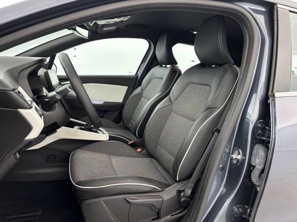 Vente en ligne Renault Clio 5 Clio TCe 100 GPL - 21N au prix de 15 490 €