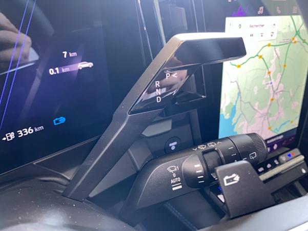Vente en ligne Renault Megane E-Tech  220 ch autonomie confort au prix de 40 490 €
