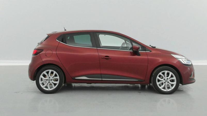 Vente en ligne Renault Clio 4 Clio TCe 90 au prix de 12 390 €