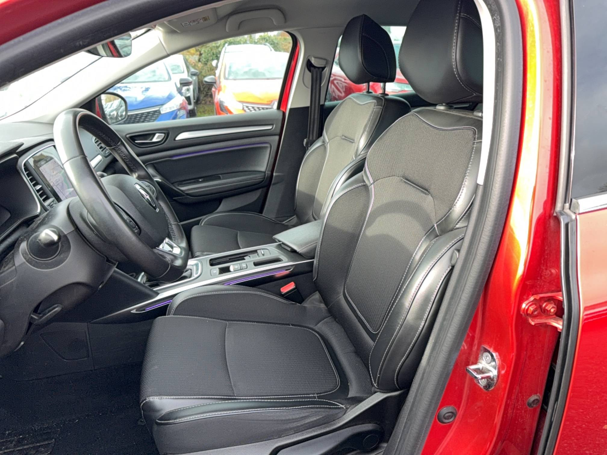 Vente en ligne Renault Megane 4  Blue dCi 115 EDC au prix de 18 990 €