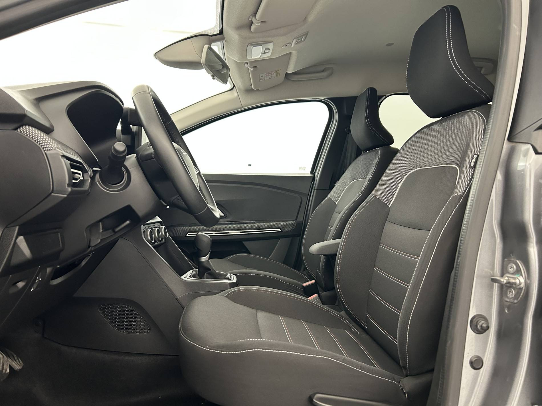 Vente en ligne Dacia Jogger  Hybrid 140 5 places au prix de 22 990 €