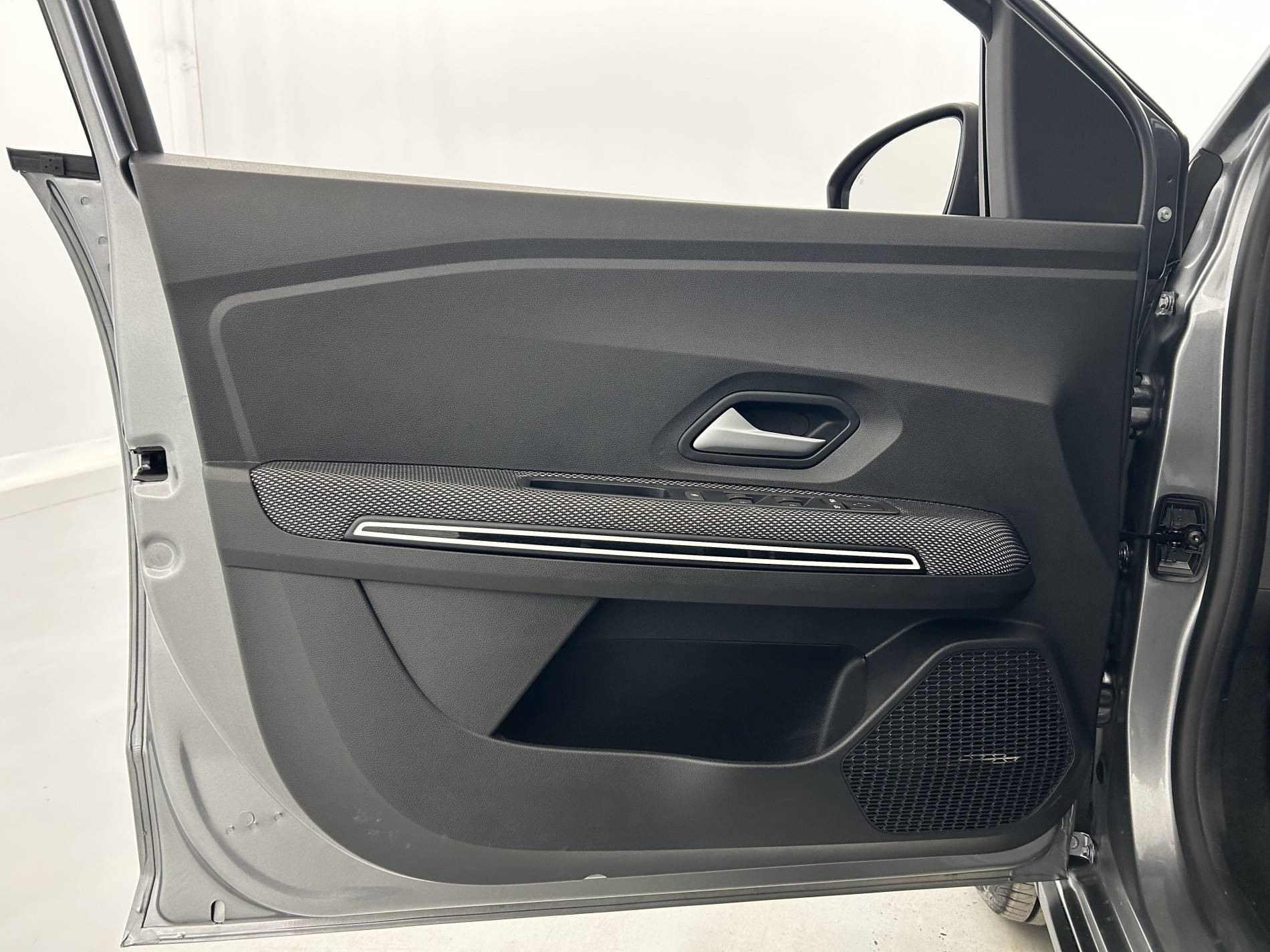 Vente en ligne Dacia Jogger  Hybrid 140 5 places au prix de 22 990 €