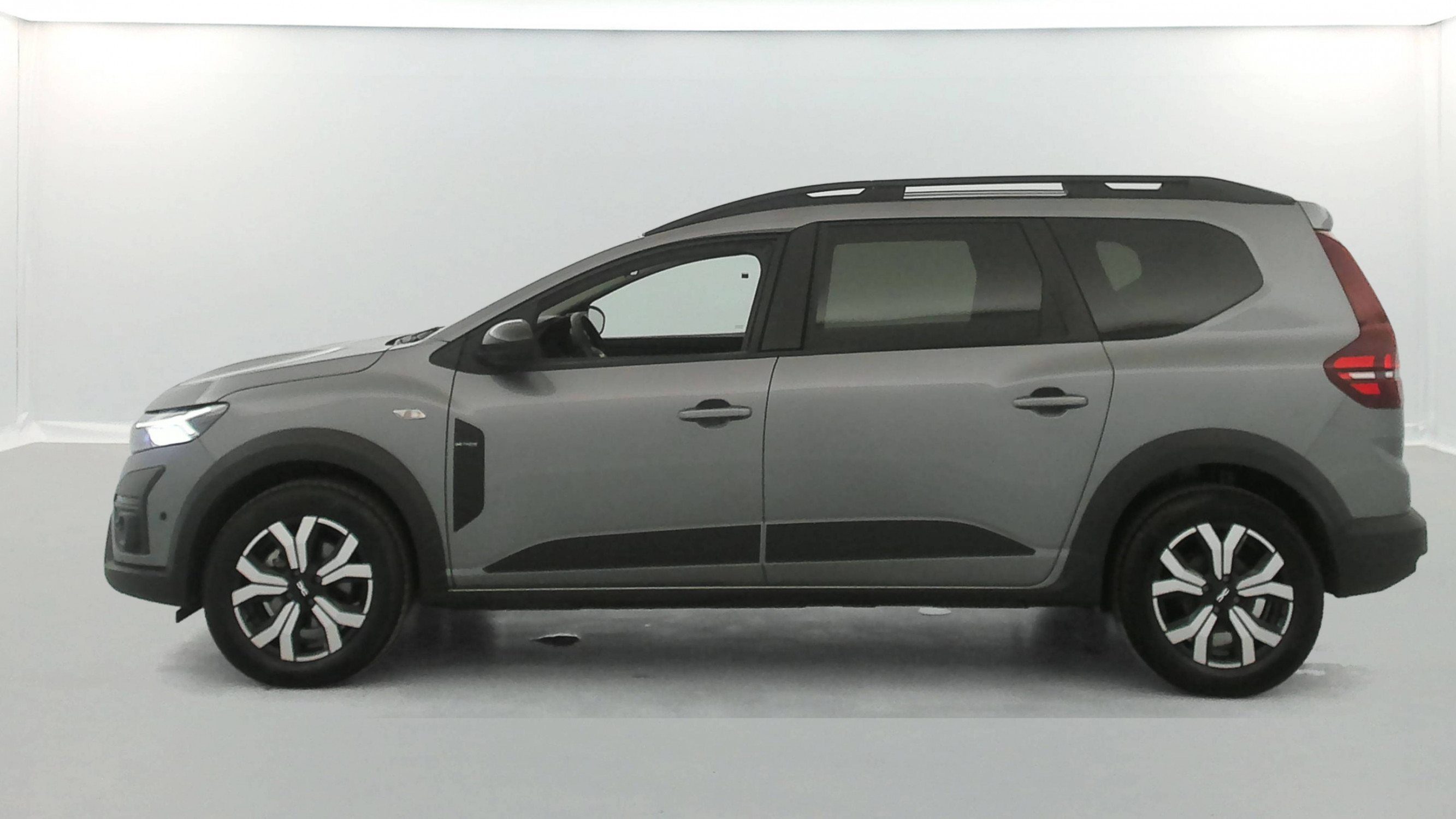 Vente en ligne Dacia Jogger  Hybrid 140 5 places au prix de 22 990 €