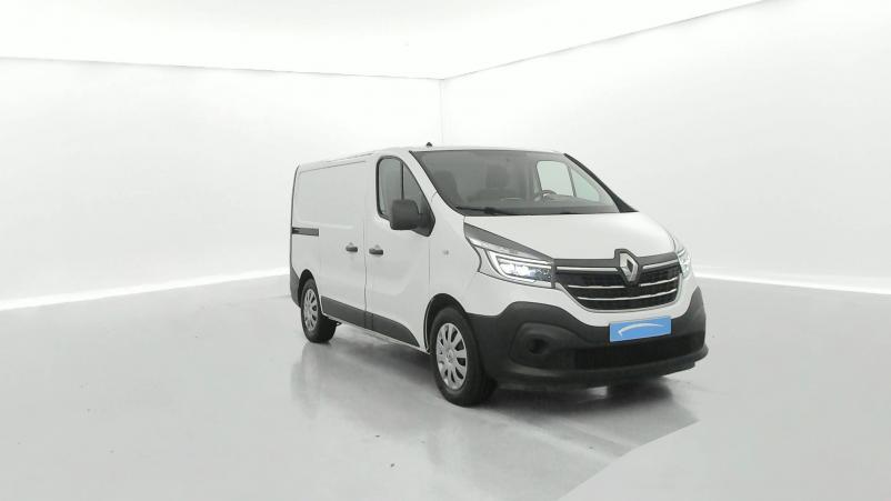 Vente en ligne Renault Trafic 3 Fourgon TRAFIC FGN L1H1 1000 KG DCI 145 ENERGY EDC au prix de 21 990 €