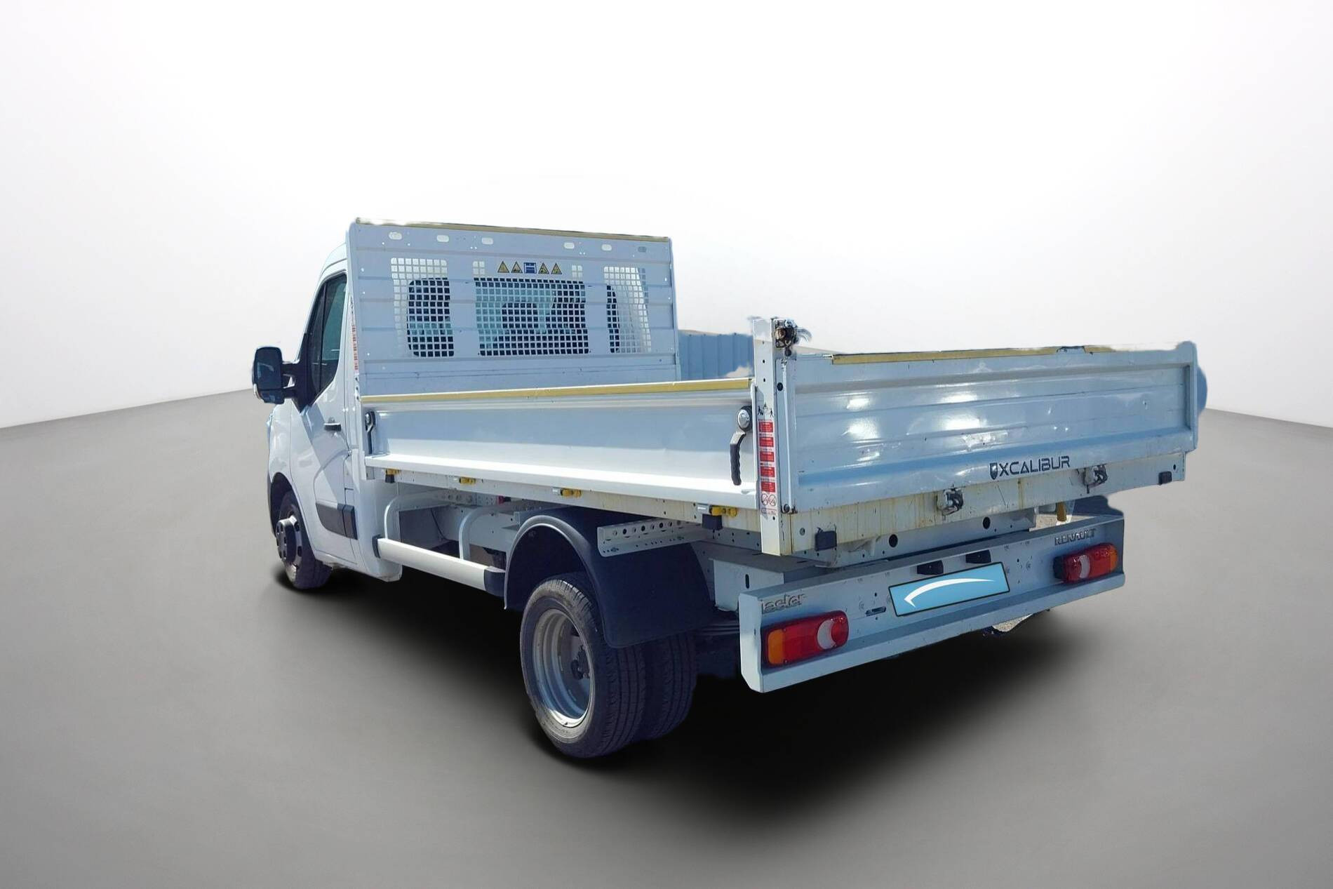 Vente en ligne Renault Master 3 Châssis Cabine MASTER CC PROP RJ3500 L2 PAFC BLUE DCI 130 EURO VI au prix de 32 990 €