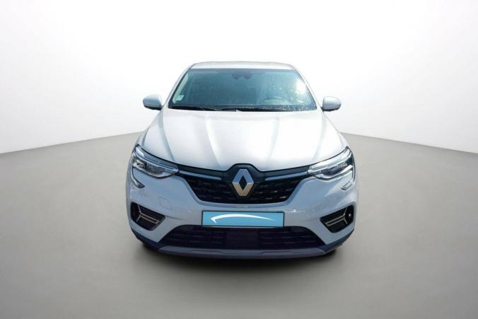 Vente en ligne Renault Arkana  E-Tech hybride 145 - 22 au prix de 21 990 €