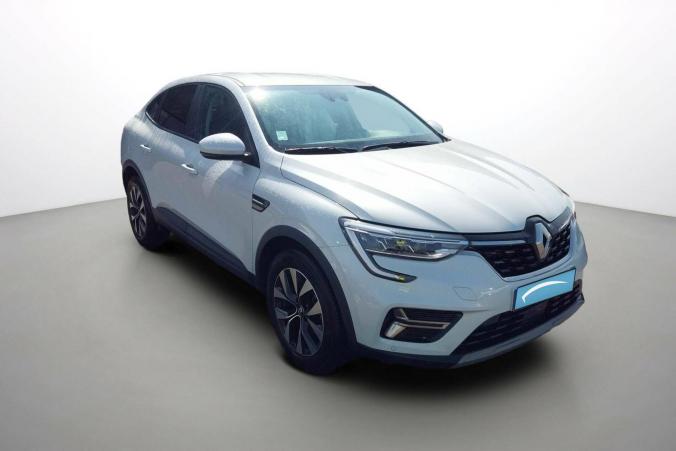 Vente en ligne Renault Arkana  E-Tech hybride 145 - 22 au prix de 21 990 €