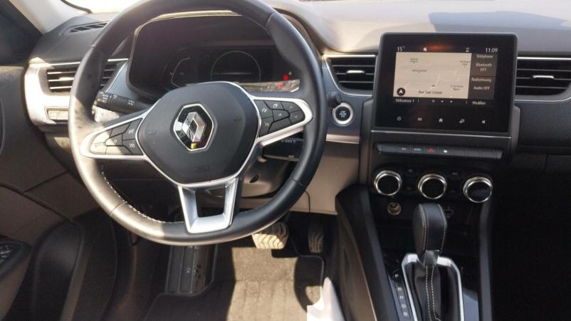 Vente en ligne Renault Arkana  E-Tech hybride 145 - 22 au prix de 21 990 €