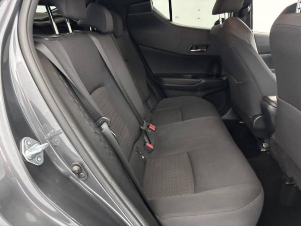 Vente en ligne Toyota C-HR C-HR Hybride 2.0L au prix de 22 990 €