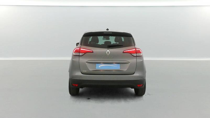 Vente en ligne Renault Scenic 4 Scenic Blue dCi 120 au prix de 16 490 €