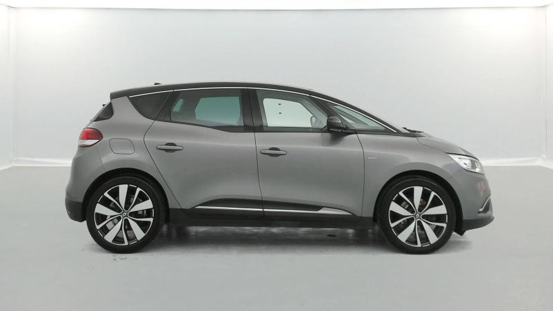 Vente en ligne Renault Scenic 4 Scenic Blue dCi 120 au prix de 16 490 €