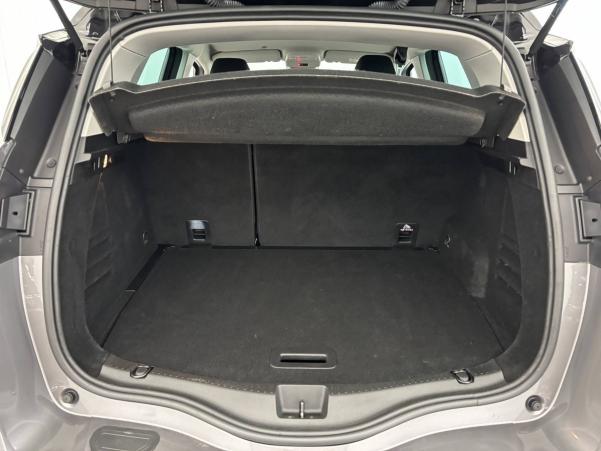 Vente en ligne Renault Scenic 4 Scenic Blue dCi 120 au prix de 16 490 €