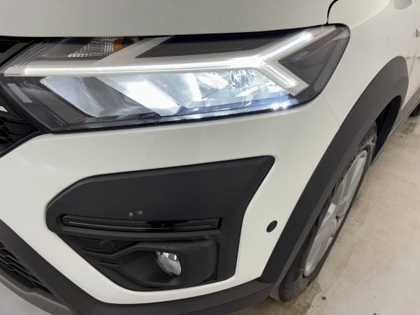 Vente en ligne Dacia Sandero  TCe 90 au prix de 15 990 €