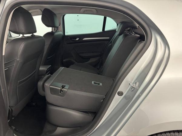 Vente en ligne Renault Megane 4 Mégane IV Berline Blue dCi 115 - 20 au prix de 18 490 €