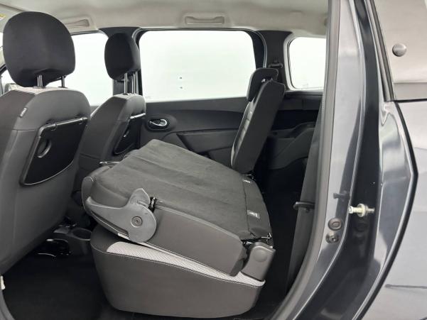 Vente en ligne Dacia Lodgy  Blue dCi 115 7 places au prix de 17 900 €