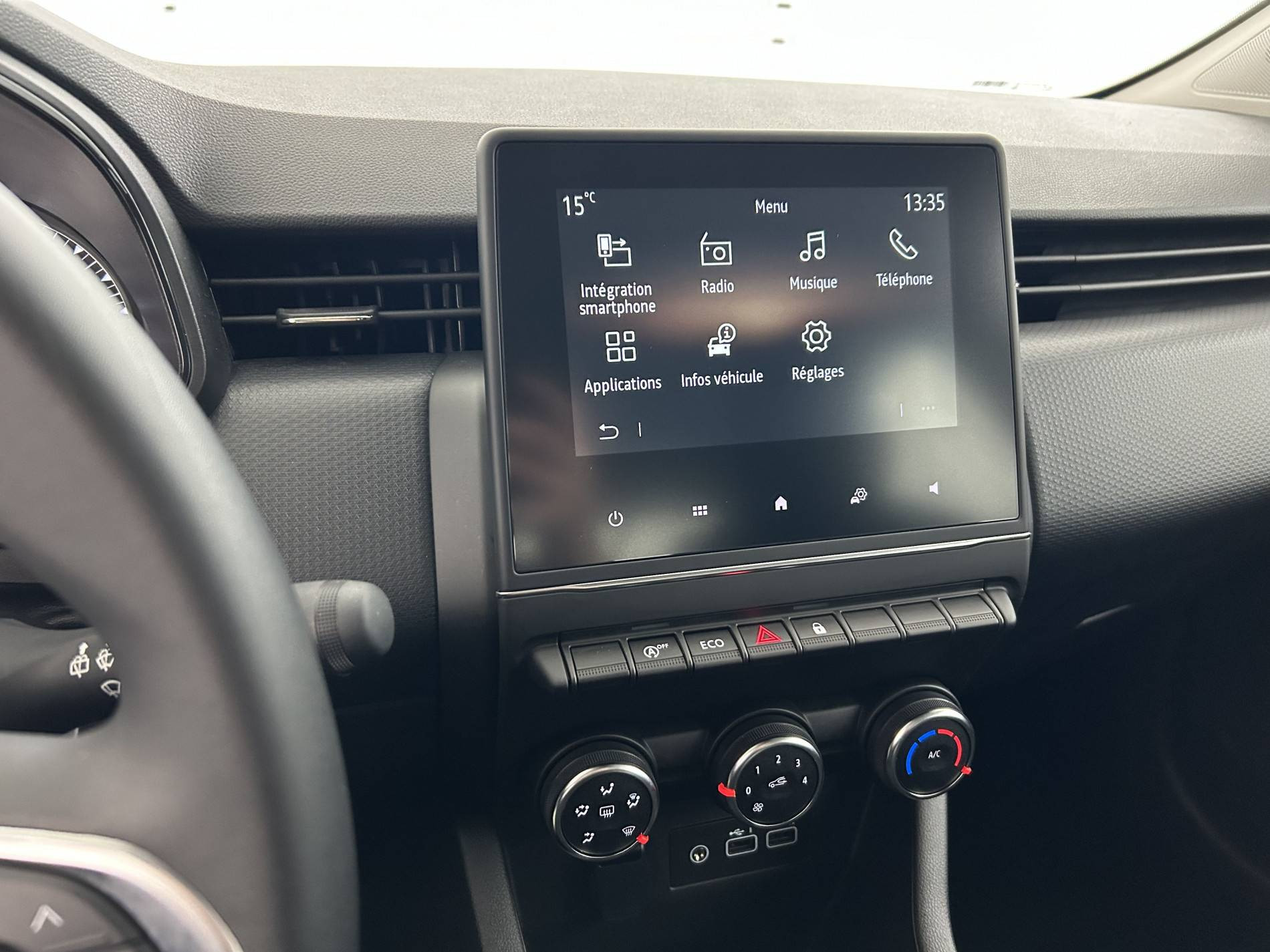 Vente en ligne Renault Clio 5 Clio TCe 90 au prix de 13 890 €