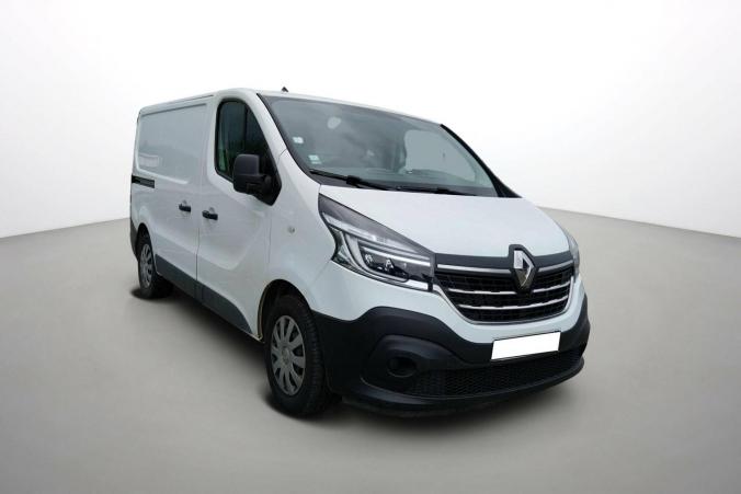 Vente en ligne Renault Trafic 3 Fourgon TRAFIC FGN L1H1 1000 KG DCI 145 ENERGY EDC au prix de 23 700 €