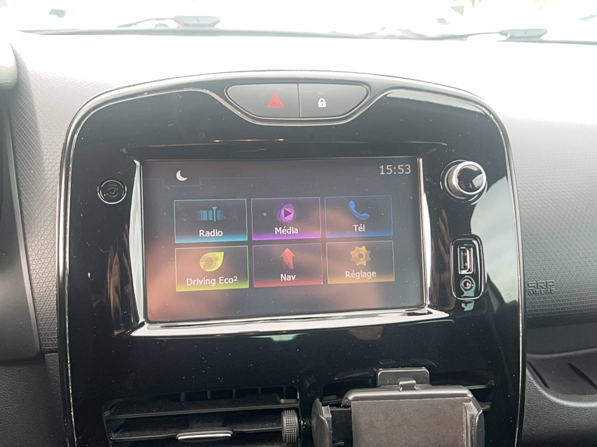 Vente en ligne Renault Clio 4  TCe 90 Energy au prix de 9 990 €