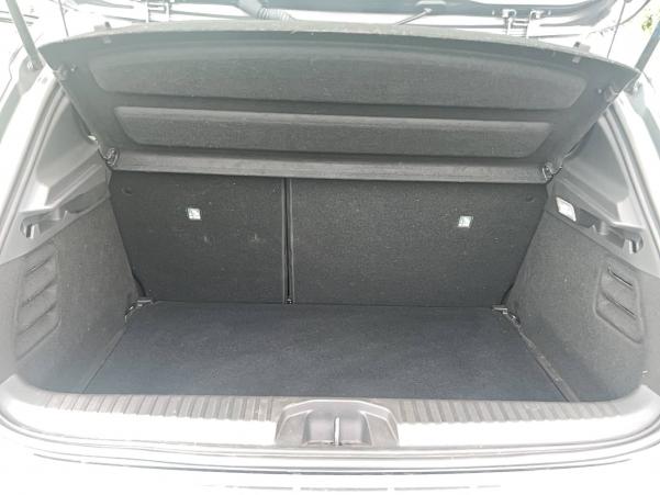 Vente en ligne Renault Clio 5 Clio TCe 90 au prix de 16 390 €