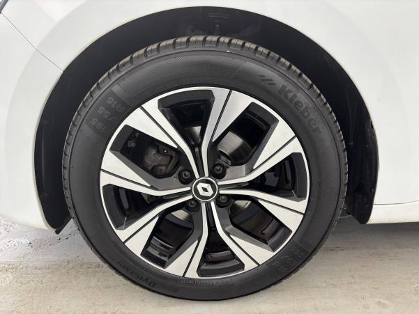 Vente en ligne Renault Clio 5 Clio TCe 90 - 21N au prix de 13 990 €