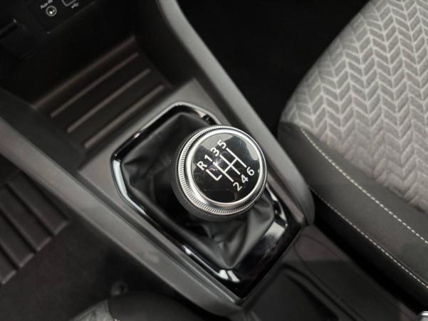 Vente en ligne Renault Clio 5 Clio TCe 90 - 21N au prix de 13 990 €