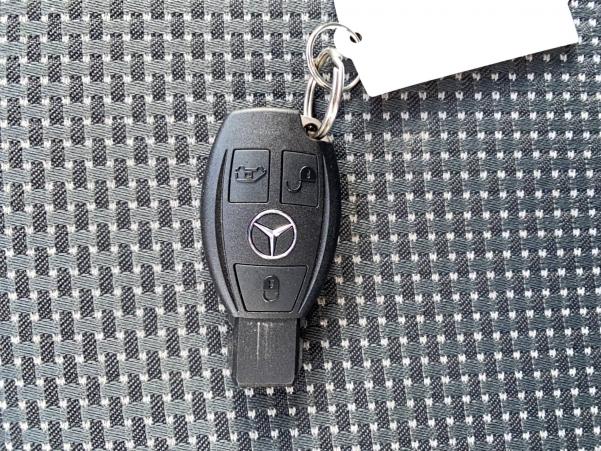 Vente en ligne Mercedes Vito Fourgon VITO 113 CDI 3.0t au prix de 12 900 €