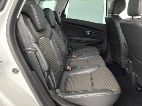 Vente en ligne Renault Scenic 4 Scenic Blue dCi 150 au prix de 18 490 €