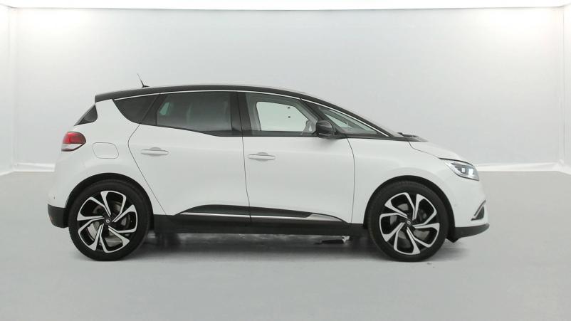 Vente en ligne Renault Scenic 4 Scenic Blue dCi 150 au prix de 18 490 €