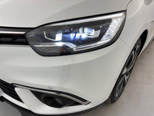 Vente en ligne Renault Scenic 4 Scenic Blue dCi 150 au prix de 18 490 €