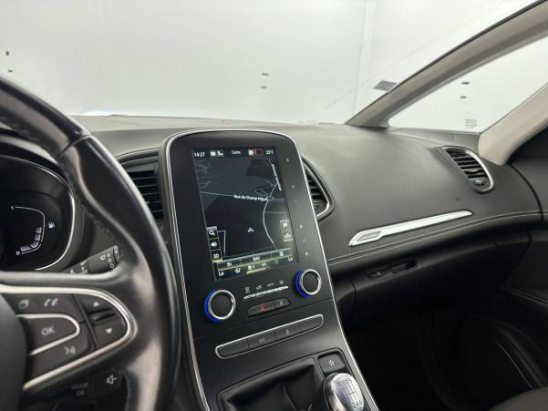 Vente en ligne Renault Scenic 4 Scenic Blue dCi 150 au prix de 18 490 €