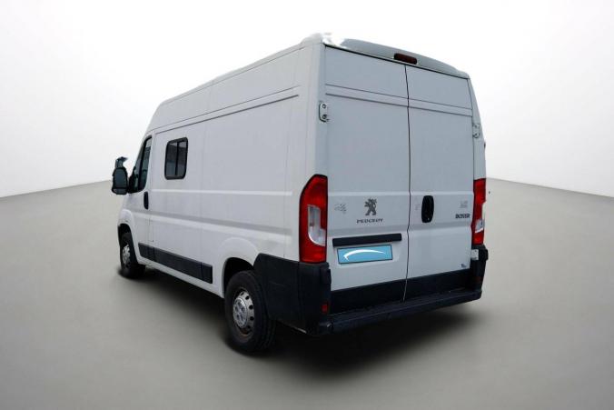 Vente en ligne Peugeot Boxer Fourgon BOXER TOLE 333 L2H2 BLUEHDI 130 S&S au prix de 16 990 €