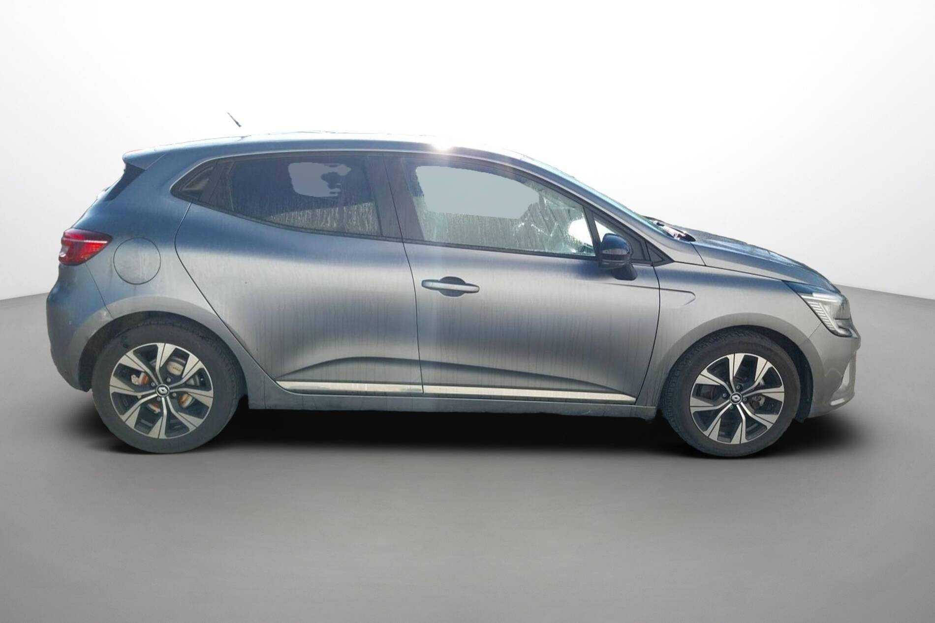 Vente en ligne Renault Clio 5 Clio E-Tech full hybrid 145 au prix de 17 390 €