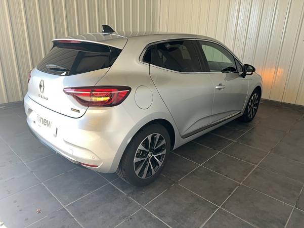 Vente en ligne Renault Clio 5 Clio E-Tech full hybrid 145 au prix de 18 290 €