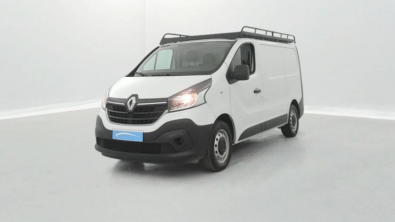 Vente en ligne Renault Trafic 3 Fourgon TRAFIC FGN L1H1 1000 KG DCI 120 au prix de 21 990 €