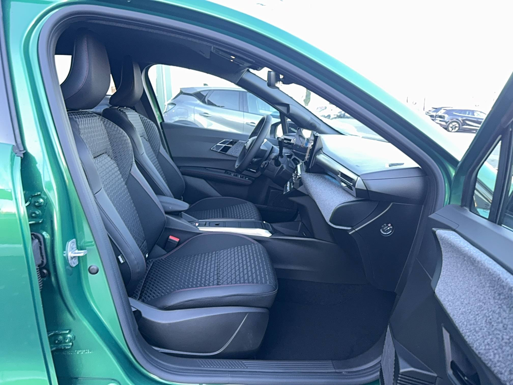 Vente en ligne Renault Clio 6 Clio E-Tech full hybrid 160 ch au prix de 28 200 €