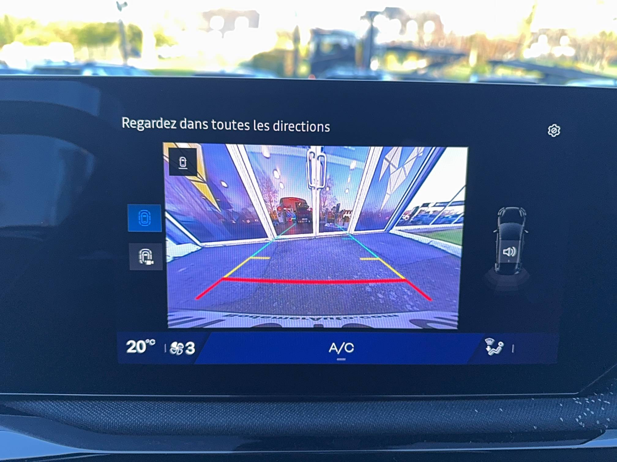 Vente en ligne Renault Clio 6 Clio E-Tech full hybrid 160 ch au prix de 28 200 €