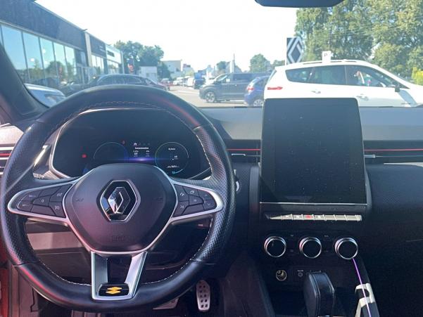 Vente en ligne Renault Clio 5 Clio E-Tech 140 - 21N au prix de 17 990 €