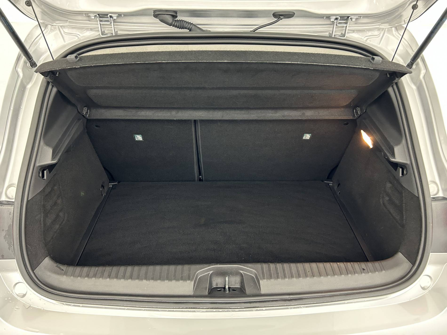 Vente en ligne Renault Clio 5 Clio TCe 90 au prix de 13 790 €