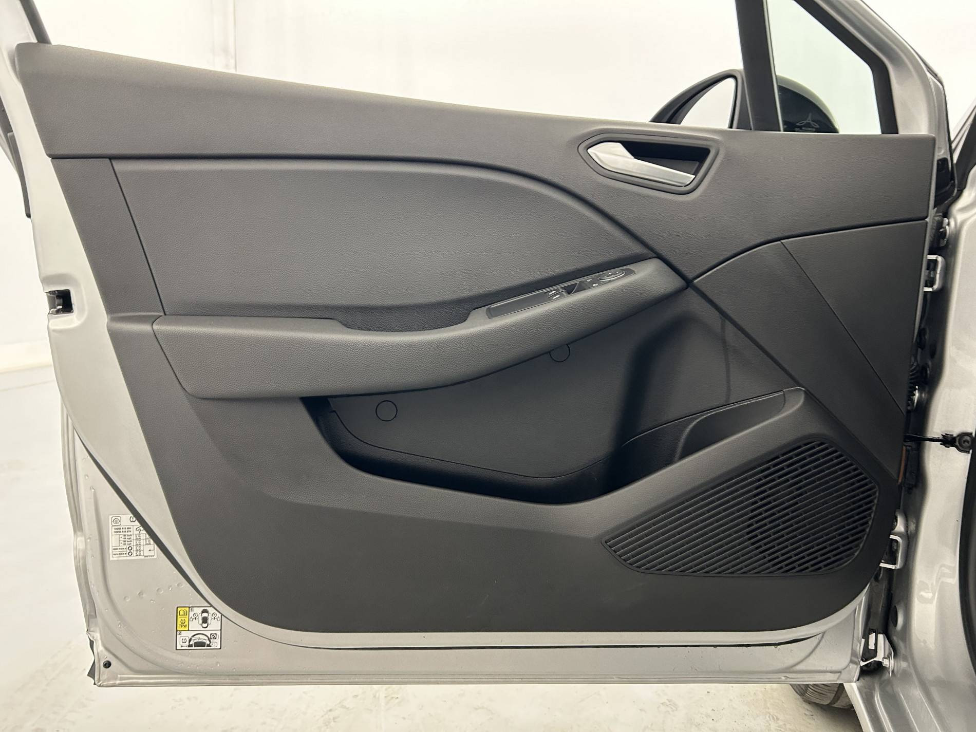 Vente en ligne Renault Clio 5 Clio TCe 90 au prix de 13 790 €