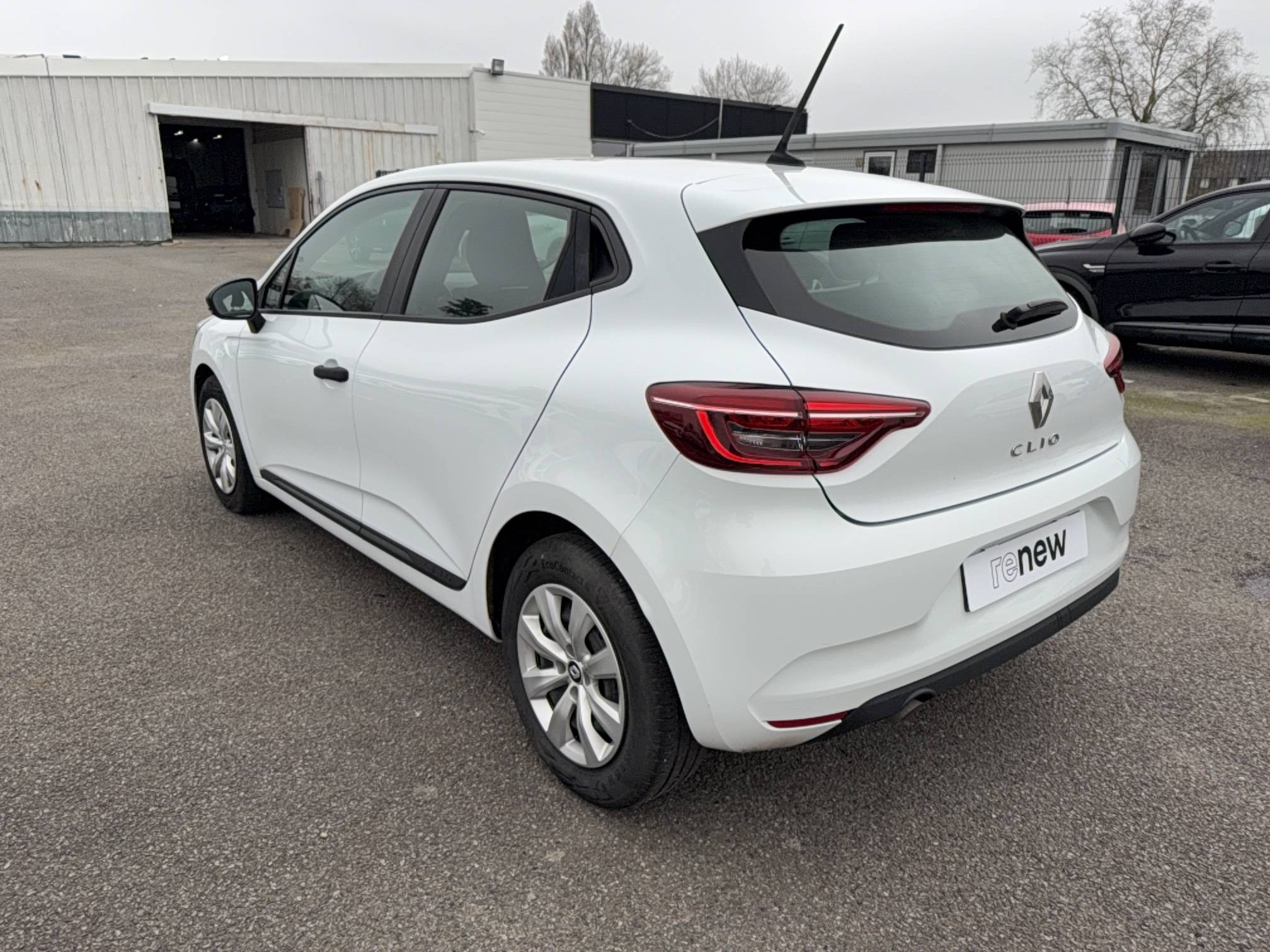 Vente en ligne Renault Clio 5 Clio SCe 65 au prix de 12 990 €