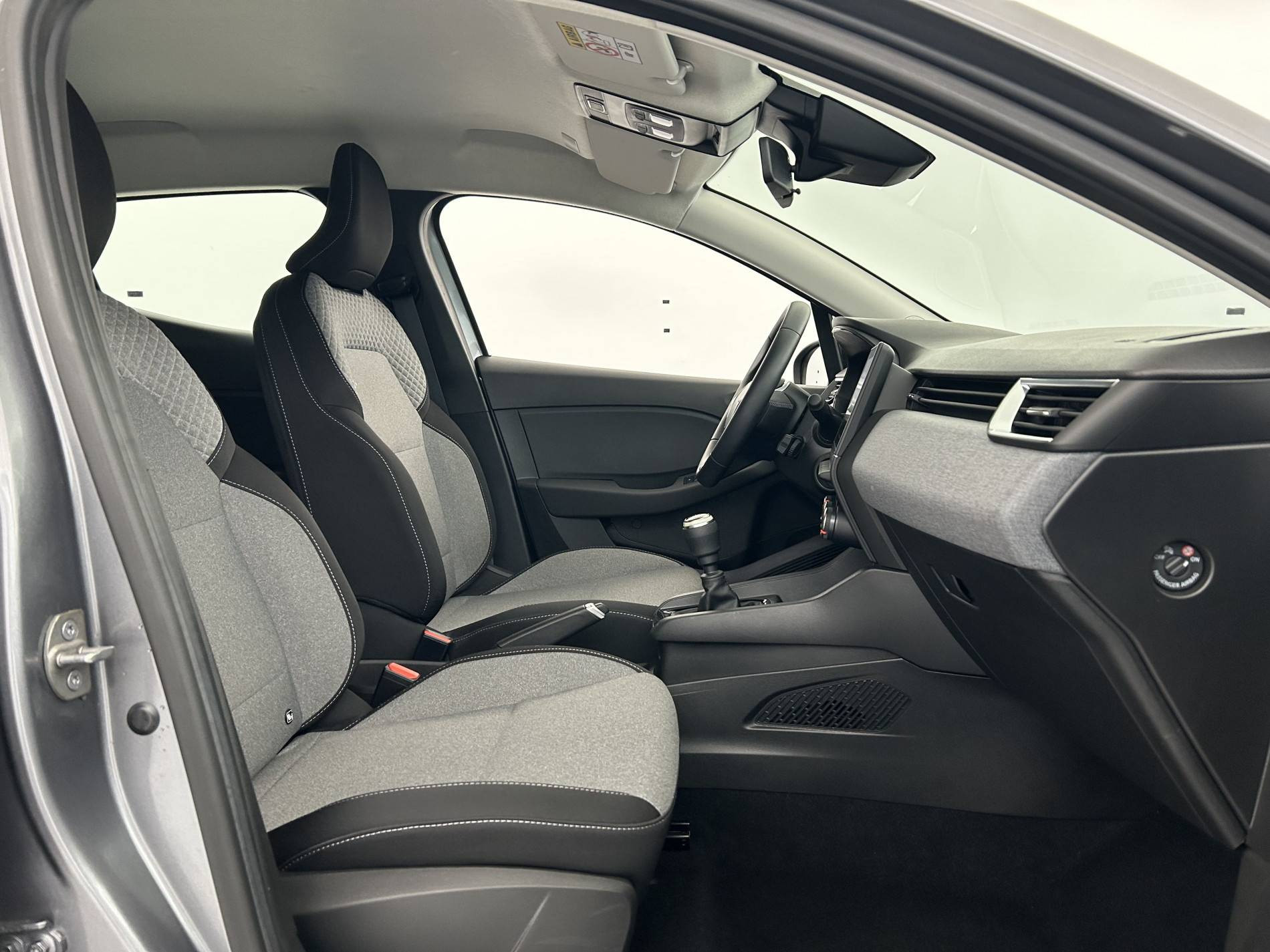 Vente en ligne Renault Clio 5 Clio TCe 90 au prix de 15 790 €