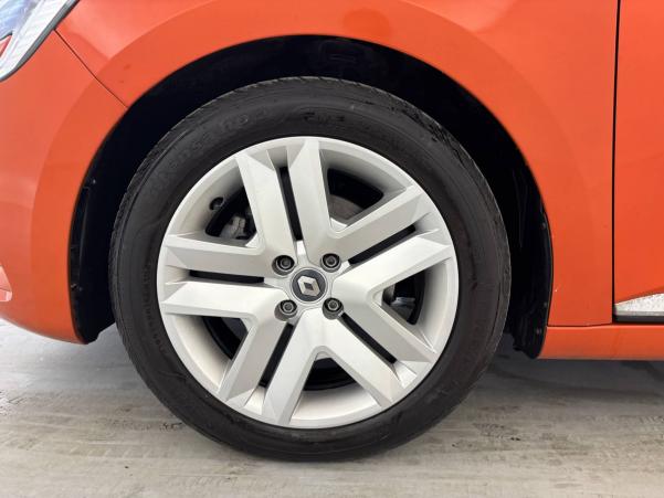 Vente en ligne Renault Clio 5 Clio Blue dCi 100 - 21N au prix de 13 490 €