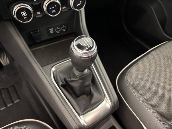 Vente en ligne Renault Captur  TCe 90 - 21 au prix de 16 780 €