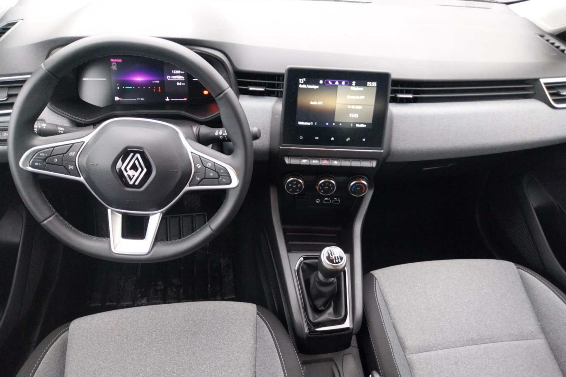 Vente en ligne Renault Clio 5 Clio TCe 90 au prix de 15 790 €